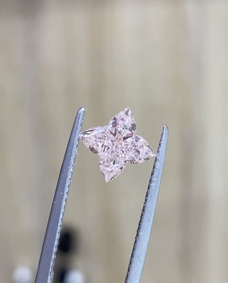 Phòng thí nghiệm nhân tạo Kim cương chế tạo Kim cương bốn lá Fancy Intense Pink Diamond