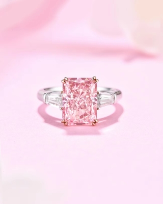 18k vàng trắng kim cương tổng hợp nhẫn lớn kích thước 4,31ct màu hồng sang trọng Radiant cắt kim cương
