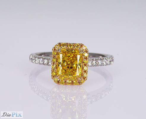 1.1ct Hình dạng tỏa sáng Phong cách màu vàng rực rỡ Phòng thí nghiệm tạo ra Nhẫn kim cương 18K vàng